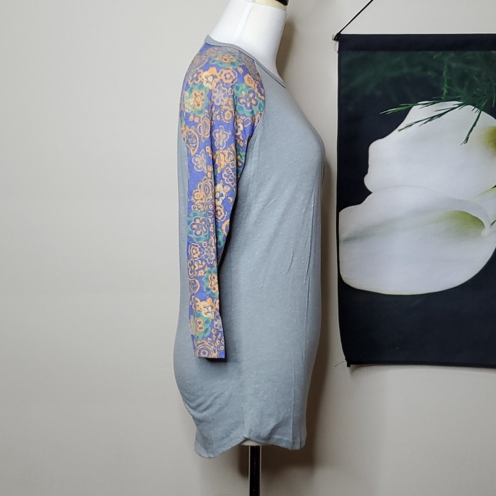 NWT Lularoe Randy 3/4 Length Sleeve Raglan Top - Picture 4 of 6